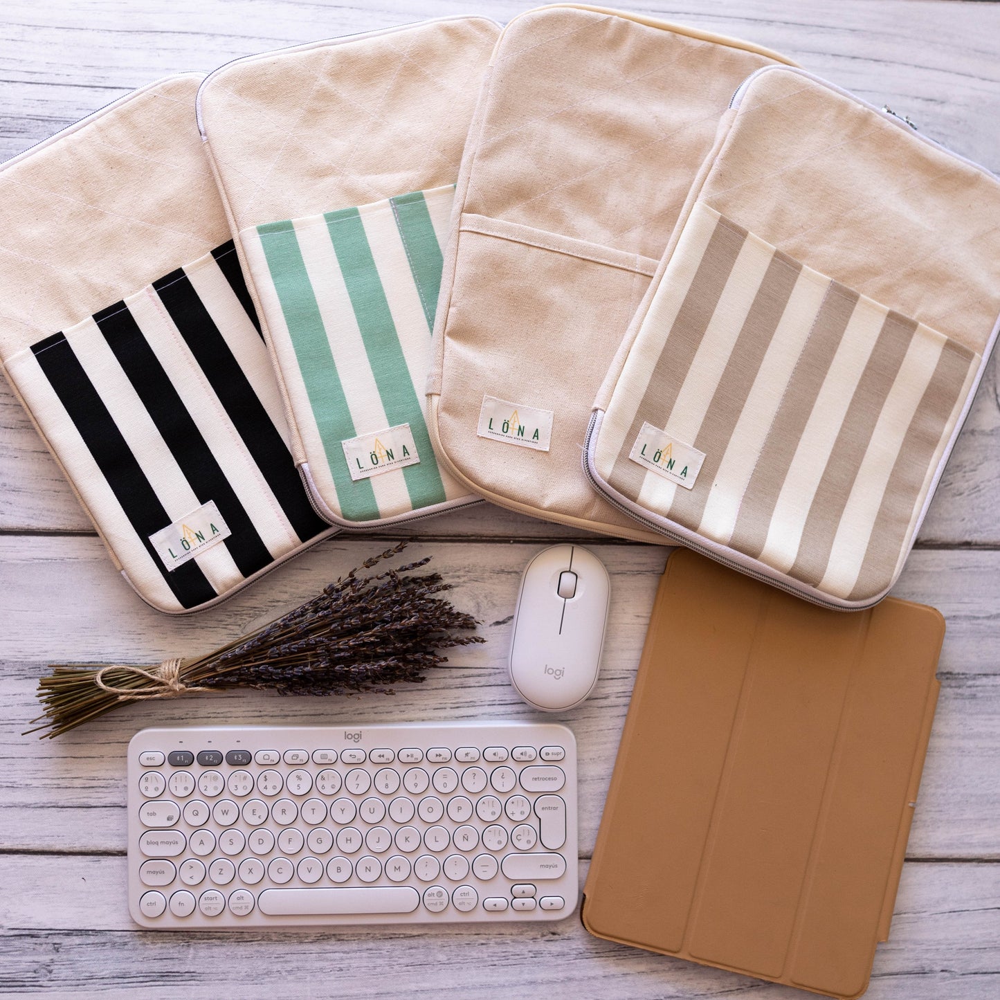 FUNDA NOTEBOOK