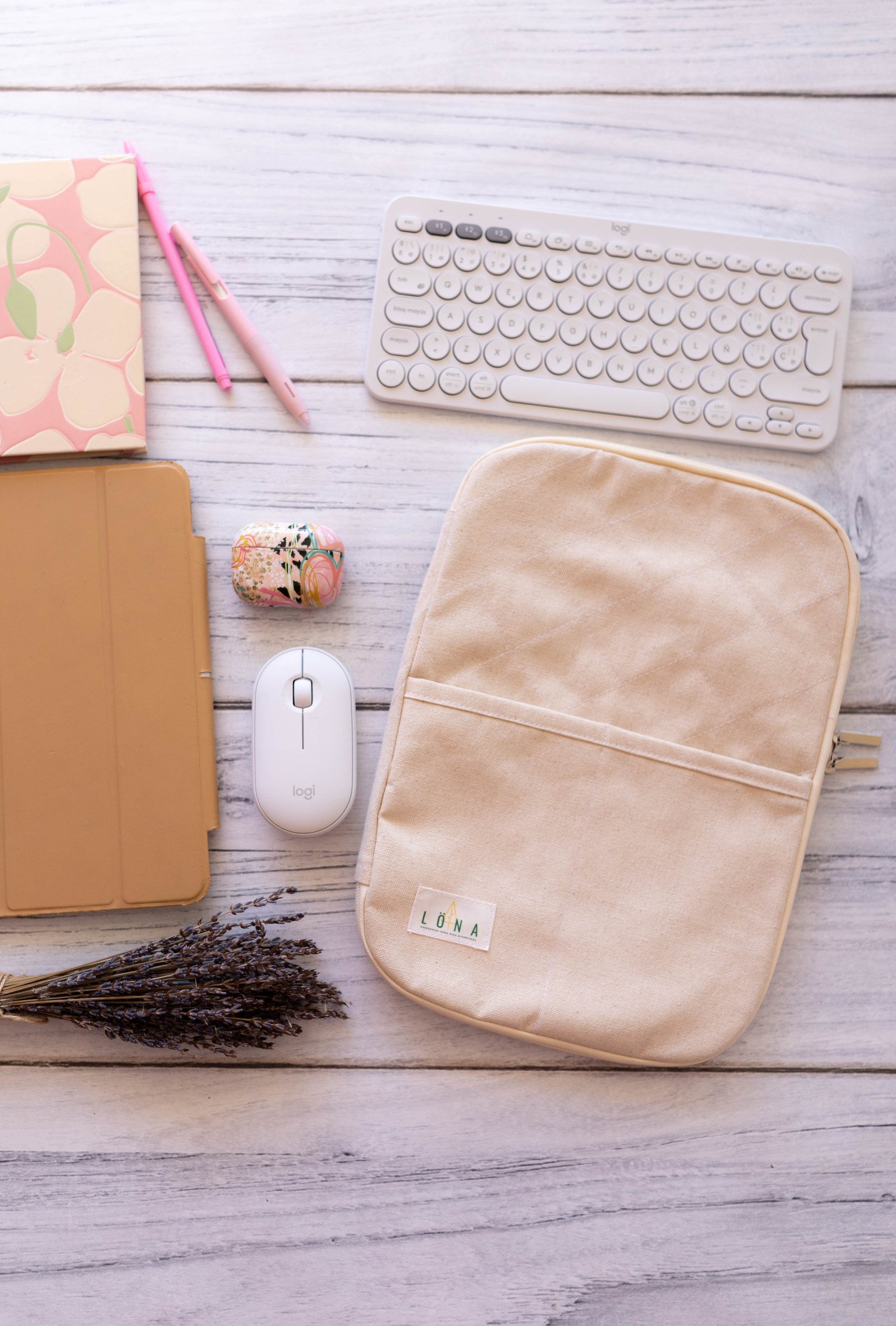 FUNDA NOTEBOOK