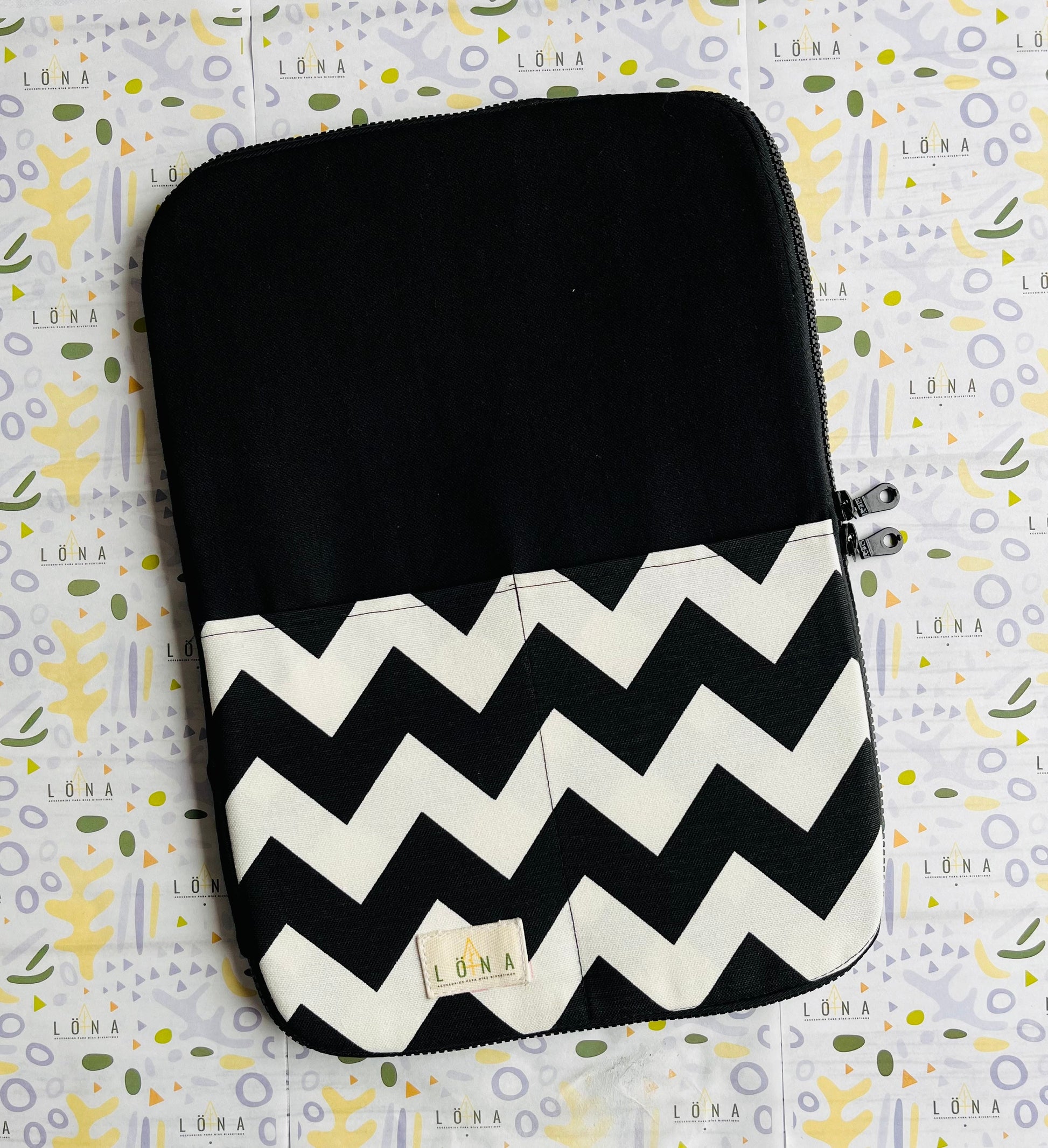 FUNDA NOTEBOOK